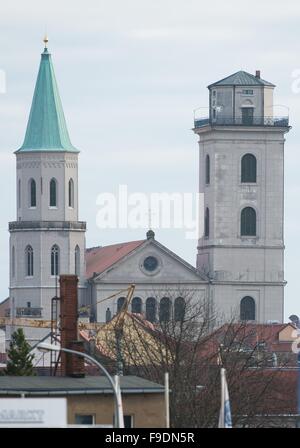 Zittau, Deutschland. 3. Dezember 2015. St. Johanniskirche in Zittau, Deutschland, 3. Dezember 2015. Foto: SEBASTIAN KAHNERT/Dpa/Alamy Live News Stockfoto