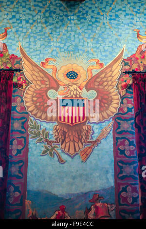 Das Symbol von Amerika der Rauminnenseite Wandbild von Santa Barbara County Courthouse, die Gebäude in Santa Barbara Kalifornien Stockfoto