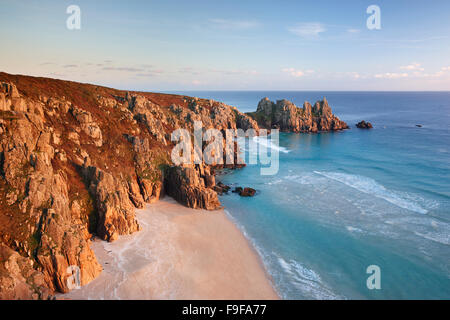 Abendlicht über Pednvounder Strand, Treen Klippen Logan Rock "," Porthcurno Stockfoto