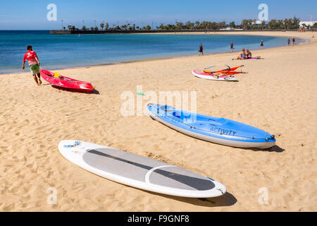 Playa del Reducto, Stadtstrand von Arrecife, Lanzarote, Kanarische Inseln, Spanien Stockfoto