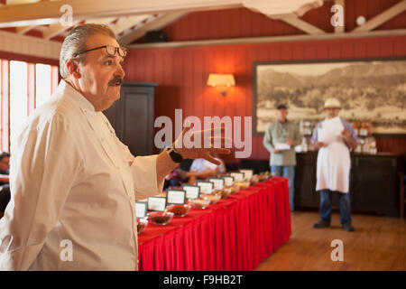 Küchenchef Pascal Gode Vorträge am Gewürz Seminar, BBQ Bootcamp, Alisal Guest Ranch, Solvang, Kalifornien Stockfoto