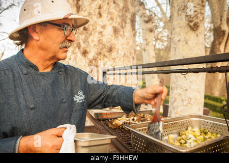 Küchenchef Frank Ostini hält Vorlesungen an der BBQ Bootcamp, Alisal Guest Ranch, Solvang, Kalifornien Stockfoto