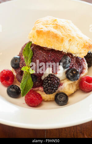 gemischte Beeren Erdbeer, saftigen Cafe, Solvang, Kalifornien Stockfoto