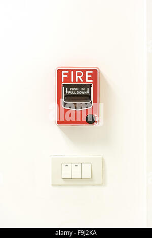Feueralarm an Wand Stockfoto