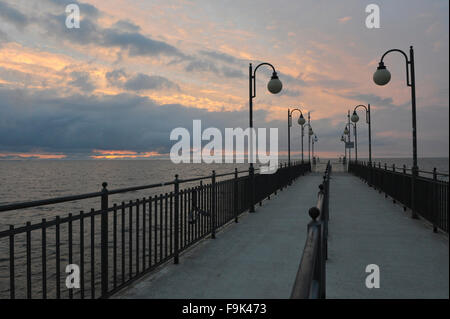 Pier von Miedzyzdroje, Vorpommern, Polen Stockfoto