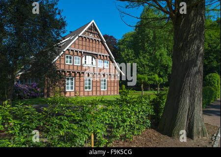 Klerus Haus in Cappeln (Oldenburg), Landkreis Cloppenburg, Niedersachsen, Deutschland Stockfoto