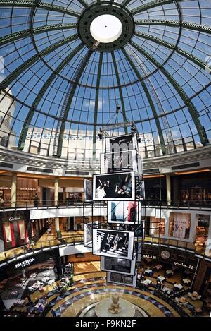 Einkaufszentrum Mall of Emirates-Shopping-Mall in Dubai. Entwickelt und im Besitz von Majid al Futtaim Eigenschaften, eröffnet im November 2005. Stockfoto