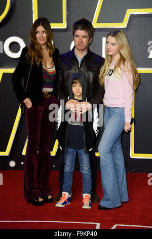 Sara Macdonald, Noel Gallagher, Anais Gallagher und Donovan Gallagher an der "Star Wars: das Erwachen der macht-Premiere in London Stockfoto