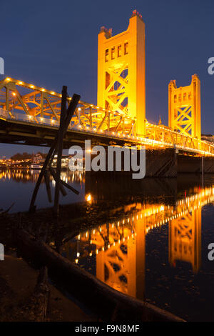 Tower Bridge Sacramento River Capital City Kalifornien Skyline der Innenstadt Stockfoto