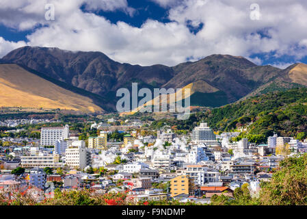 Beppu, Japan Stadtbild mit Sprudel Badehäuser. Stockfoto