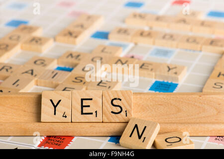 Scrabble - Ja Nein Stockfoto