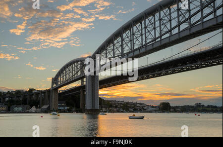 Die Brunel Brücke den Fluss Tamar aus Devon in Cornwall Stockfoto