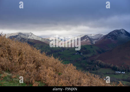 Einen Spaziergang bis catbells von nichol Marina in der Nähe von Keswick, 2015. Stockfoto