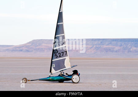 Land Segeln bei Alvord See Playa in Harney County Oregon (Herr/PR) Stockfoto