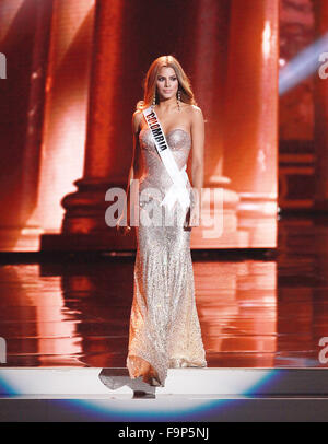 Las Vegas, Nevada, USA. 16. Dezember 2015. Miss Kolumbien Ariadna Gutierrez Arevalo beteiligt sich an der 2015 Miss Universe Pageant Vorrundenspielen und National Kostüm-Show am 16. Dezember 2015 auf der Achse-Theater im Planet Hollywood Resort & Casino in Las Vegas Nevada. Bildnachweis: Marcel Thomas/ZUMA Draht/Alamy Live-Nachrichten Stockfoto