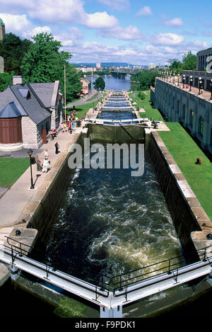Rideau-Kanal, Ottawa, Ontario, Kanada - sperrt am National Historic Site (UNESCO-Weltkulturerbe und Canadian Heritage River) Stockfoto