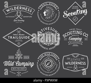Scouting Vektor Abzeichen und Etiketten für jeden Einsatz Stock Vektor