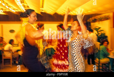 Feria von Granada. Messe, während CorpusChristi, tanzen Sevillanas, Granada, Andalusien, Spanien Stockfoto