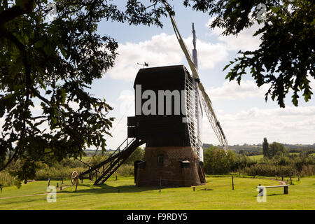 Großbritannien, England, Worcestershire, Bromsgrove, Avoncroft Museum Windmühle, 19. Jahrhundert Bockwindmühle von Danzey Green, Tanworth in Arden Stockfoto