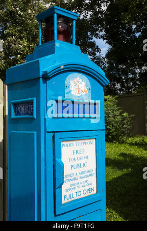 Großbritannien, England, Worcestershire, Bromsgrove, Avoncroft Museum, National Telefon Kiosk Collection, City of London police Call box Stockfoto