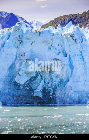 Glacier Bay in Alaska. Eis, Kalben Margerie Gletscher im Glacier Bay National Park Stockfoto