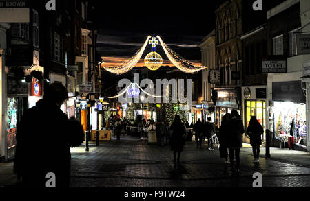 Weihnachtsbeleuchtung in Windsor, Berkshire UK Stockfoto