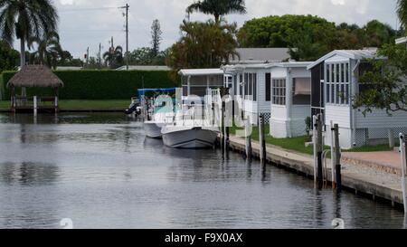 Naples, Florida Wasserstraßen und Kanäle. Stockfoto