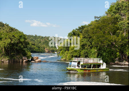 Bootsfahrt auf dem Victoria-Nil, Murchison Falls National Park, Uganda Stockfoto