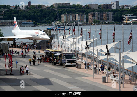 Eine British Airways Concorde Überschall Passagierflugzeugs Aussteller auf der Pier 86, die im Intrepid Sea, Air & Space Museum, New York City Stockfoto