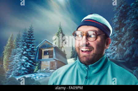 Mann in Winterbergen Stockfoto