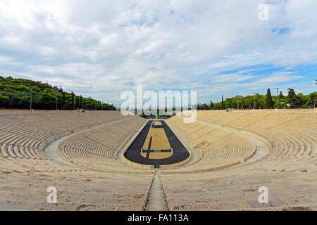 Das alte Olympia-Stadion am Arditos-Hügel in Athen, Griechenland Stockfoto