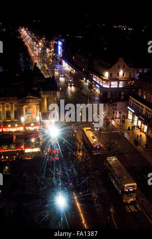 Weihnachtsmarkt, Princes Street, Edinburgh, Schottland, Großbritannien aus der Vogelperspektive Stockfoto