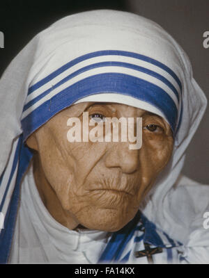 Washington, DC. 13.06.1986 selige Teresa von Kalkutta, allgemein bekannt als Mutter Teresa eine römische katholische religiöse Schwester und missionarischen lebten die meisten ihres Lebens in Indien. Im heutigen Mazedonien geboren wurde mit ihrer Familie als albanischer Abstammung mit Ursprung in Kosovo. Mutter Teresa gründete die Missionarinnen der Nächstenliebe, eine römisch-katholische Ordensgemeinschaft. Bildnachweis: Mark Reinstein Stockfoto