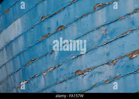 Abblätternde Farbe auf ein altes Boot Stockfoto