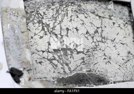 Zerschlagen und schmutzig Bildschirm von einem V5 Motorola Handy Stockfoto