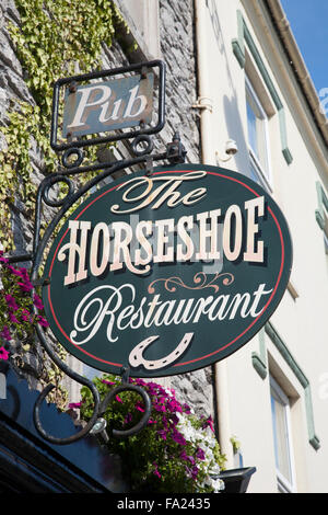 Horseshoe Restaurant und Pub, Kenmare, Irland Stockfoto