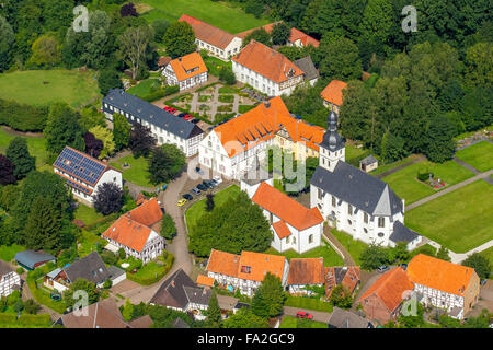 Antenne anzeigen, Kirchwelver, Welver Kloster und Klosterkirche, ehemalige Zisterzienser-Kloster, Welver, Ruhrgebiet Stockfoto