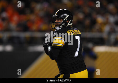 Pittsburgh, PA, USA. 20. Dezember 2015. während die Denver Broncos Vs Pittsburgh Steelers Spiel bei Heinz Field in Pittsburgh, PA. Jason Pohuski/CSM/Alamy Live-Nachrichten Stockfoto