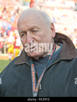 Landrover, Maryland, USA. 20. Dezember 2015. Ehemaligen Washington Redskins defensive Coordinator Larry Peccatiello an der Seitenlinie vor dem Spiel gegen die Buffalo Bills in FedEx Field in Landover, Maryland auf Sonntag, 20. Dezember 2015. Kredit: Ron Sachs/CNP - NO WIRE SERVICE - Kredit: Dpa picture-Alliance/Alamy Live News Stockfoto