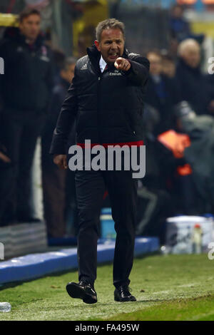 Frosinone, Italien. 20. Dezember 2015. Sinisa Mihajlovic Mailand, Frosinone 20.12.2015 Stadio Matusa Fußball Calcio Serie A 2015/2016 Frosinone - Milan Foto Cesare Purini / Credit: Insidefoto/Alamy Live-Nachrichten Stockfoto