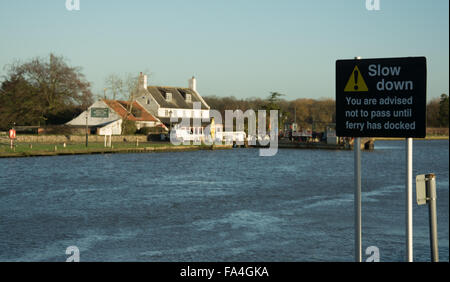 Reedham Fähre am Fluß Yare Stockfoto