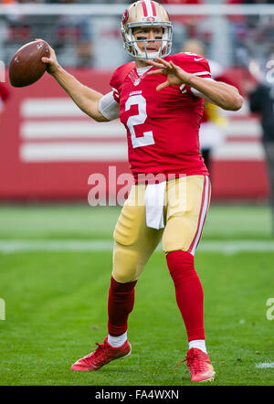 20. Dezember 2015: San Francisco 49ers quarterback Blaine Gabbert (2) in Aktion während der NFL Football-Spiel zwischen den Cincinnati Bengals und die San Francisco 49ers im Levi's-Stadion in Santa Clara, Kalifornien. Die 49ers verloren die Bengals 24-14. © Cal Sport Media/Alamy Live-Nachrichten Stockfoto