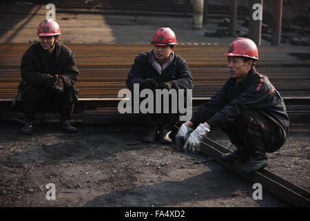 Porträts von chinesischen Bergleute bei einem Kohle in Huaibei, Provinz Anhui, Ost-China am 21. November 2015. Stockfoto