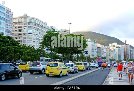 Stau auf Atlantica Avenue Copacabana Rio de Janeiro Brasilien Stockfoto