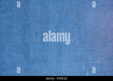 Abblätternde Farbe betonwand Schäden durch Feuchtigkeit und