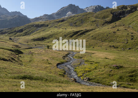 In La Grande Sassiere Tal, Rand des Nationalparks Vanoise, Französische Alpen. Stockfoto