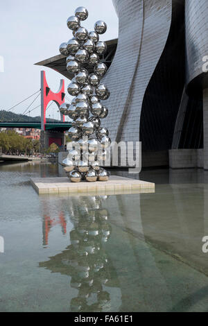 Moderne Skulptur Guggenheim Museum Bilbao Spanien Stockfoto