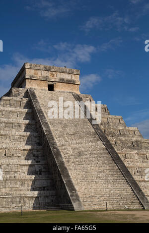 El Castillo (oder Pyramide von Kulkulcan), Chichen Itza, UNESCO World Heritage Site, Yucatan, Mexiko Stockfoto