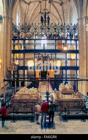 Königliche Mausoleen von Domenico Fancelli. In der königlichen Kapelle des cathedral.16th Jahrhunderts. Granada. Andalusien, Spanien Stockfoto