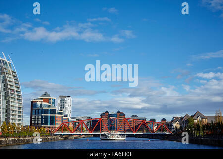 Salford Quays Mediacity Heimat der BBC und ITV Studios in der Nord-West-Detroit Brücke NV Gebäude Exemplar Stockfoto